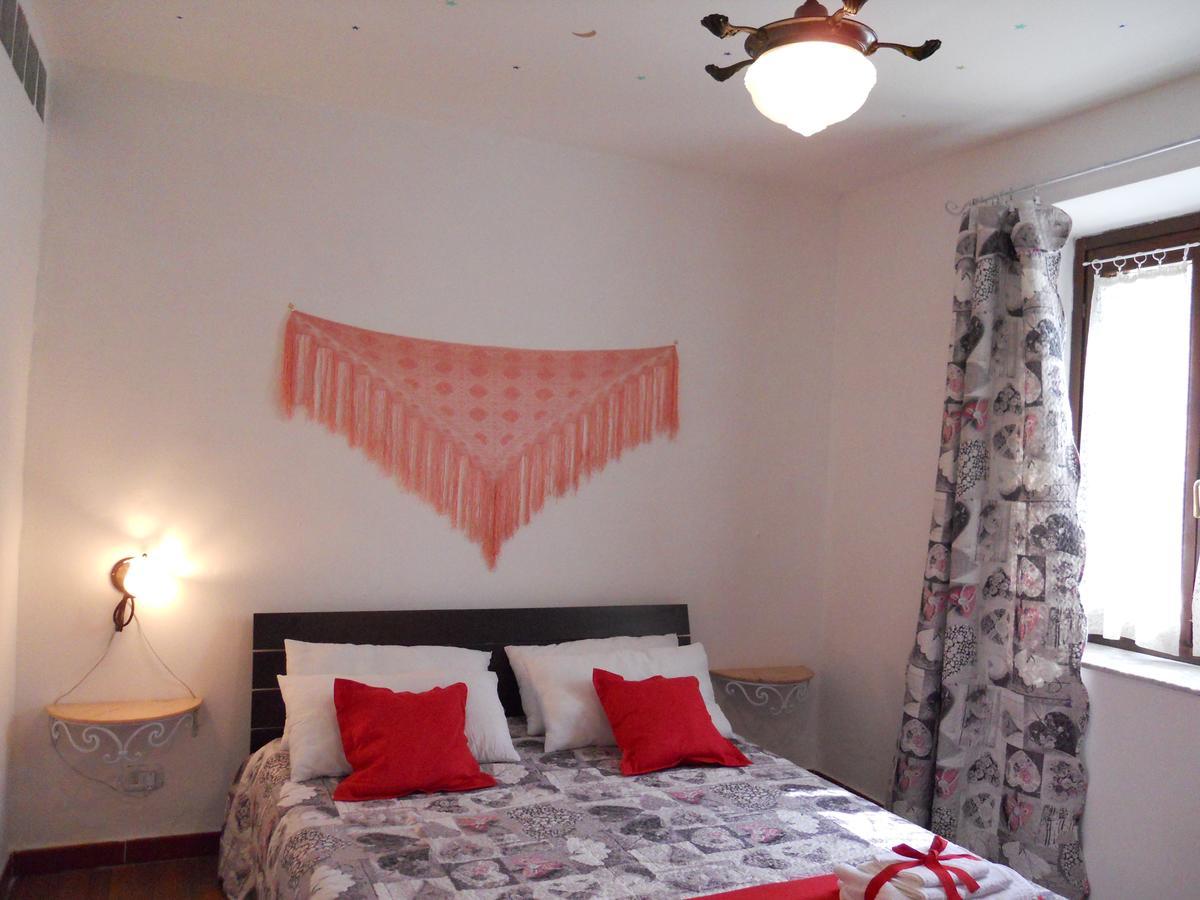 Stazzano Casa Clotilde Bed & Breakfast エクステリア 写真